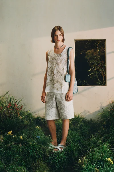 Look 44